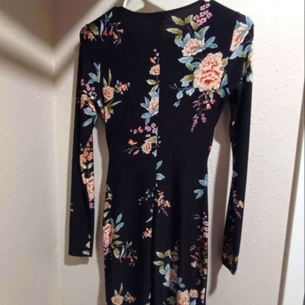 DRESS - Picture 2 of 7